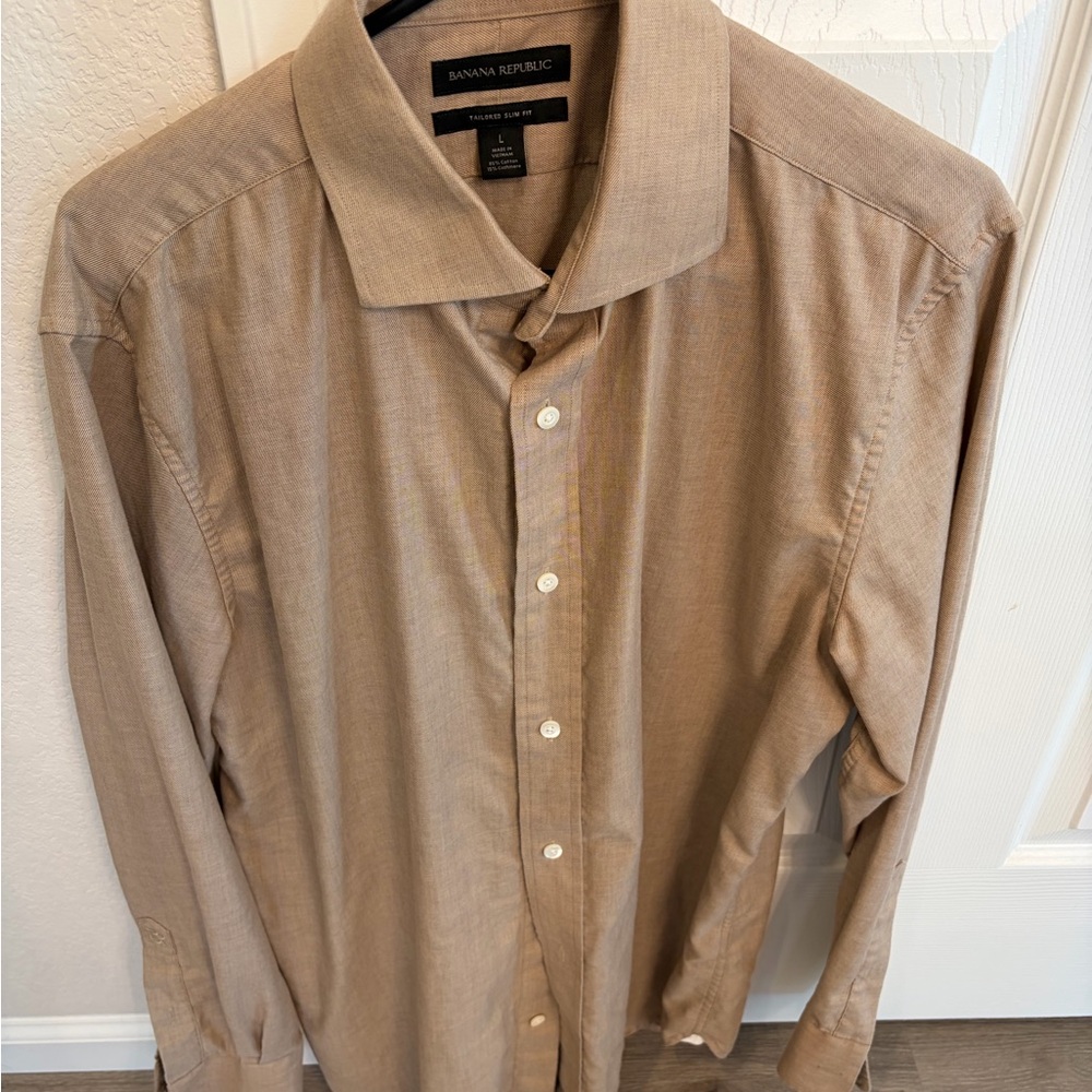 Cashmere Banana Republic Beige Tailored Slim Fit Shirt